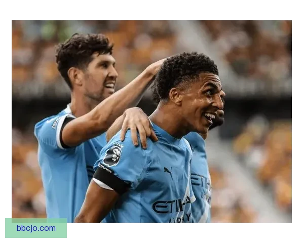 反击犀利一击即中赖因德斯建功曼城总比分五比零领跑纽卡斯尔